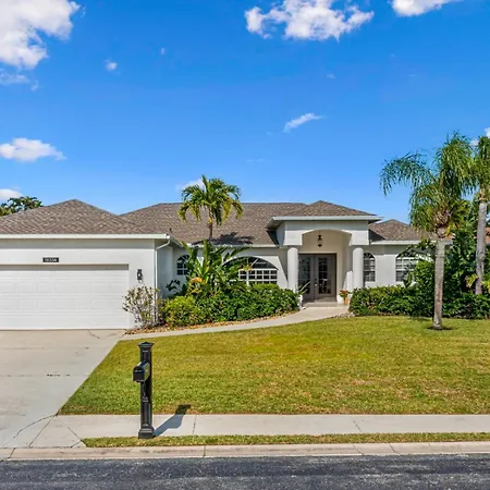 Near Sanibel Ft Myers Beach Extended Stay Available Please Inquire